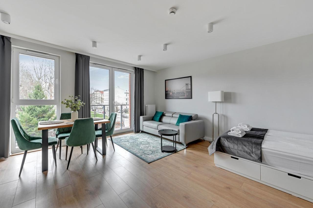 Aura 40 City Center By Downtown Apartments 格但斯克 外观 照片