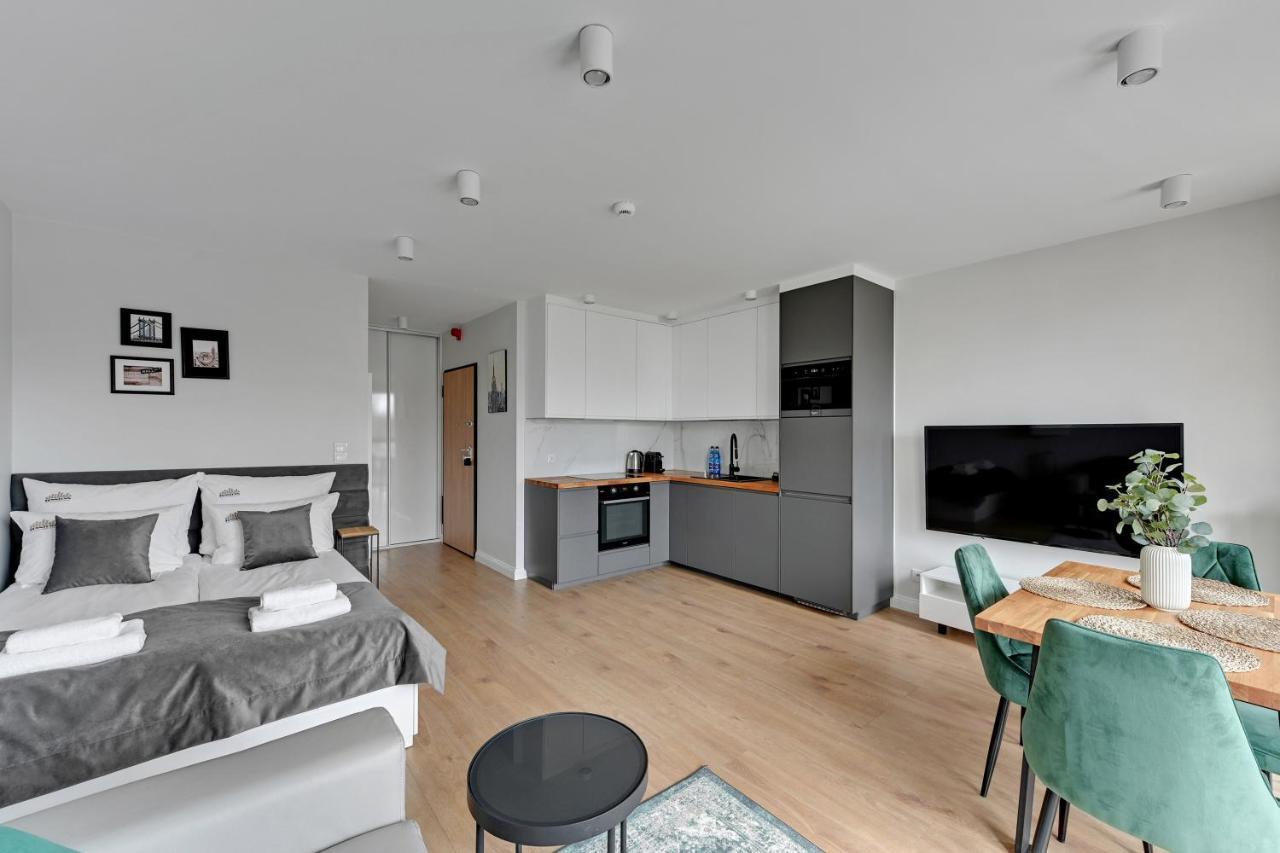 Aura 40 City Center By Downtown Apartments 格但斯克 外观 照片