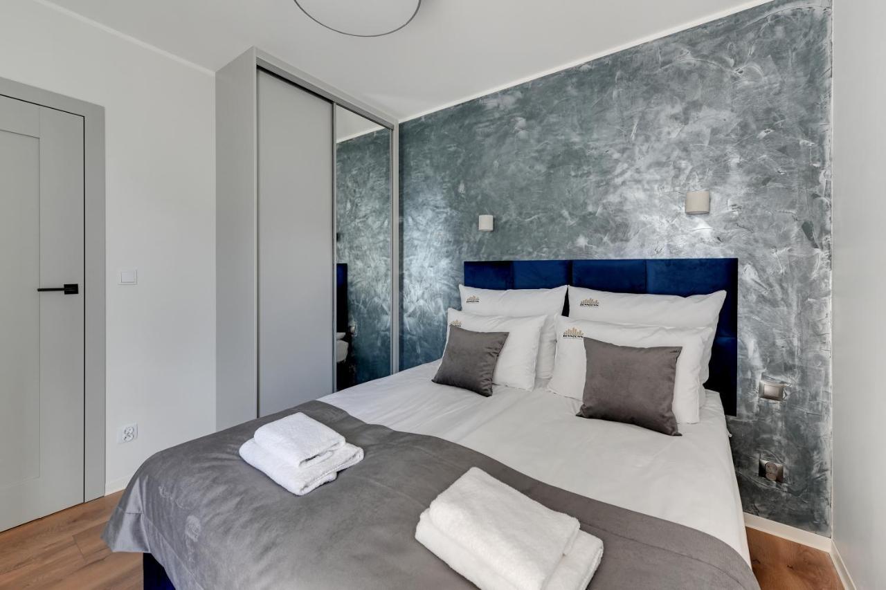 Aura 40 City Center By Downtown Apartments 格但斯克 外观 照片